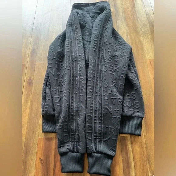 Adidas embossed 3 stripes zip up sweater - Picture 3 of 10